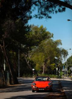Playmate Amalie Olufsen und der Porsche 911 Targa – jetzt auf PlayboyPremium