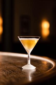 Alles, was geschmacklich derzeit angesagt ist, in einem Drink: Der Aperitif Springtime Martini