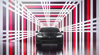 Tesla Model S Plaid in der Testfahrt