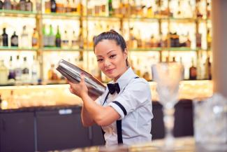 Linh Nguyen ist die amtierende „Lady Amarena World“ und damit die beste Barkeeperin der Welt