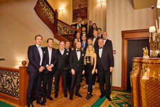 Im mondänen Hotel „Cattaro“ treffen sich die Gentlemen’s-Weekend-Teilnehmer zum letzten Abend einer einzigartigen Reise