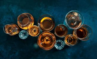 Drink-Trend 2024: Alles, was Sie über guten Rum wissen müssen